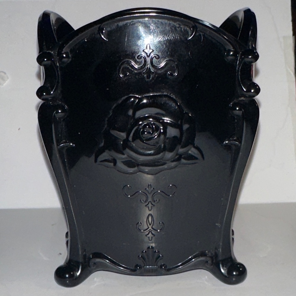 Anna Sui Black Ornate Make up/brush holder - plastic